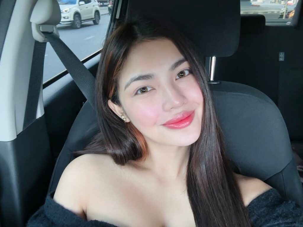 Jane De Leon